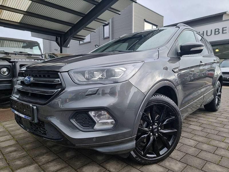 Grau Gebraucht 2018 Ford Kuga ST-Line SUV | 11.990 € (Superpreis) - Bild 1/4
