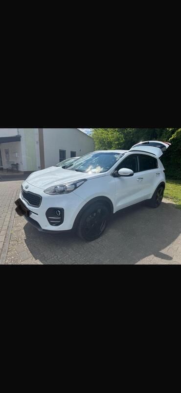 Weiß Gebraucht 2018 Kia Sportage SUV | 12.200 € (Guter Preis) - Bild 1/4