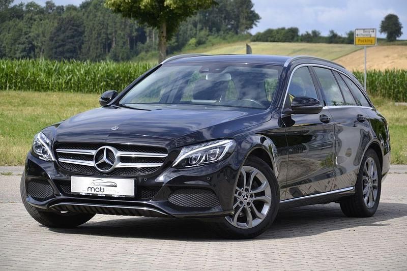 Gebraucht Mercedes C220 170 PS (125 kW) 2017 Schwarz Kombi