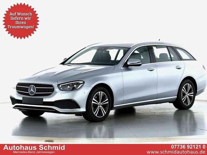 Gebraucht Mercedes E220 Avantgarde 194 PS (142 kW) 2022 Hightechsilber metallic Kombi