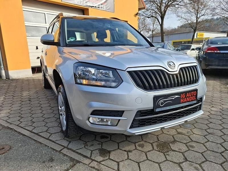 Gebraucht Skoda Yeti Active 110 PS (80 kW) 2014 Silber SUV