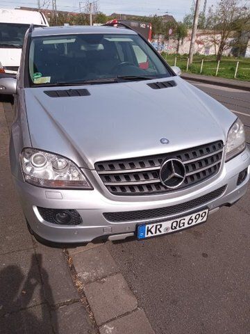 Gebraucht Mercedes ML320 2007 Silber metallic SUV