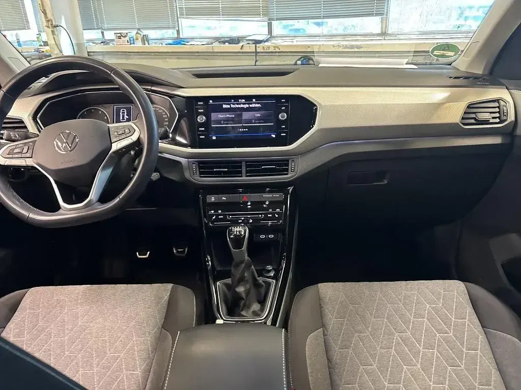 Używany VW T-Cross Move 95 KM (69 kW) 2023 Biały SUV