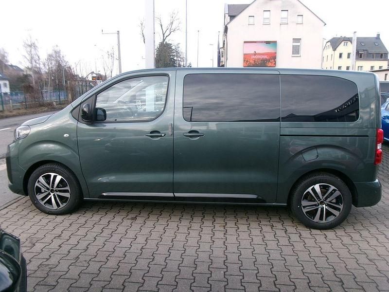 Neu Citroën Spacetourer 177 PS (130 kW) 2026 Grün Van / Kleinbus