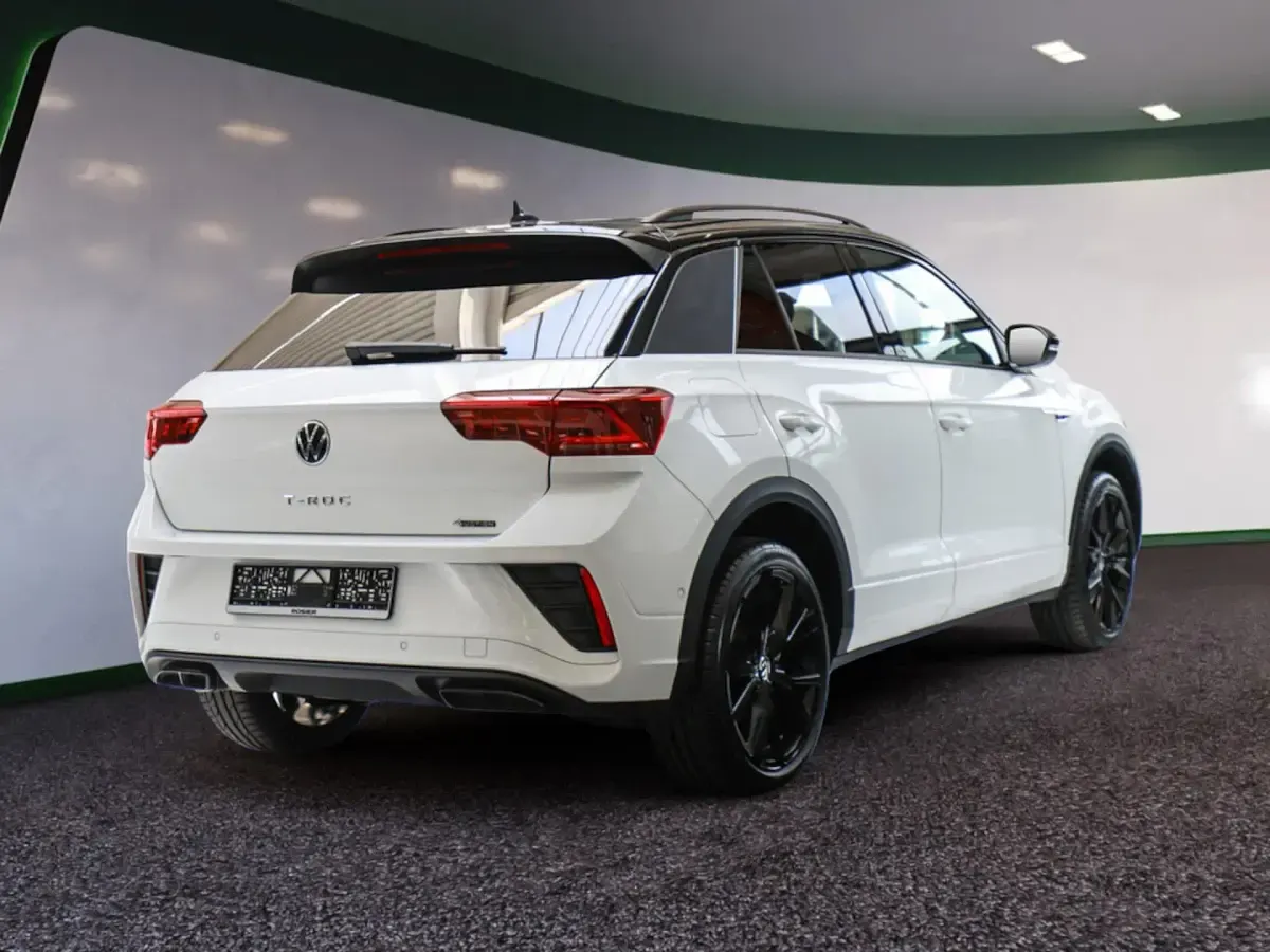 Gebraucht VW T-Roc R-line 150 PS (110 kW) 2024 Weiss / pure white SUV