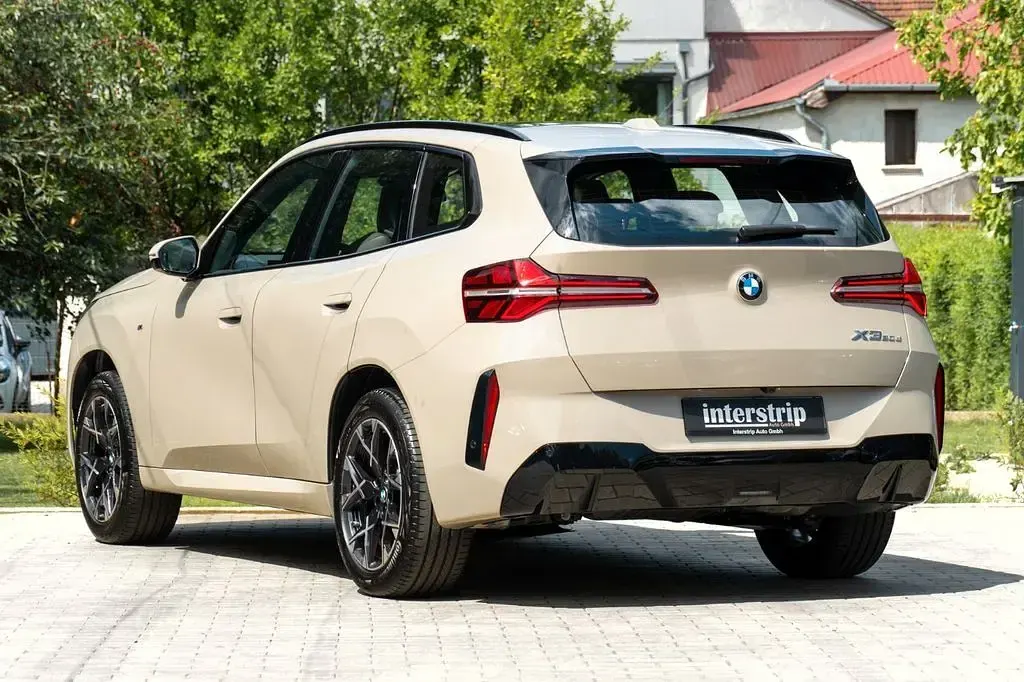Gebraucht BMW X3 M Sport 197 PS (144 kW) 2025 Dune grey metallic SUV