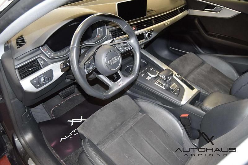 Second-hand Audi A5 S-line plus 231 CP (169 kW) 2020 Gri Berlinǎ