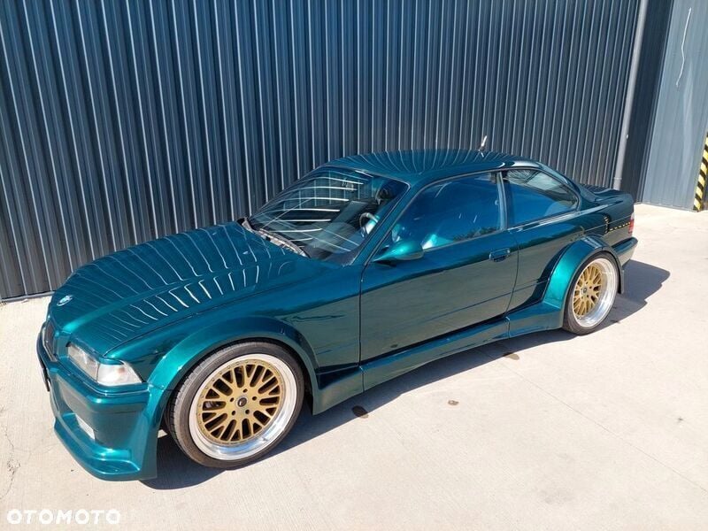 Używany BMW 320 Performance 150 KM (110 kW) 1993 Zielony Coupe