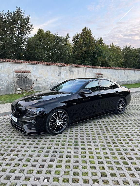 Gebraucht Mercedes E43 AMG AMG 401 PS (294 kW) 2017 Schwarz Limousine