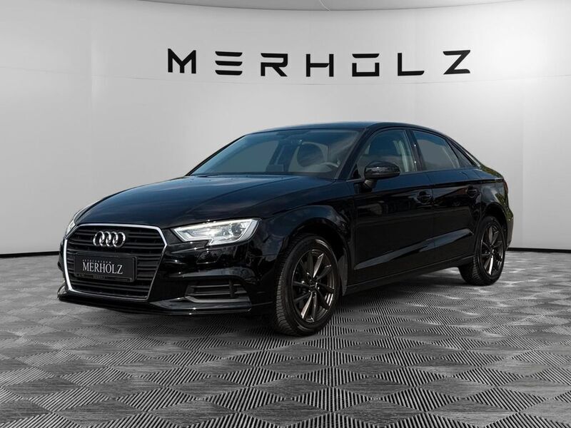 Schwarz Gebraucht 2017 Audi A3 Limousine | 12.990 € (Superpreis) - Bild 1/4