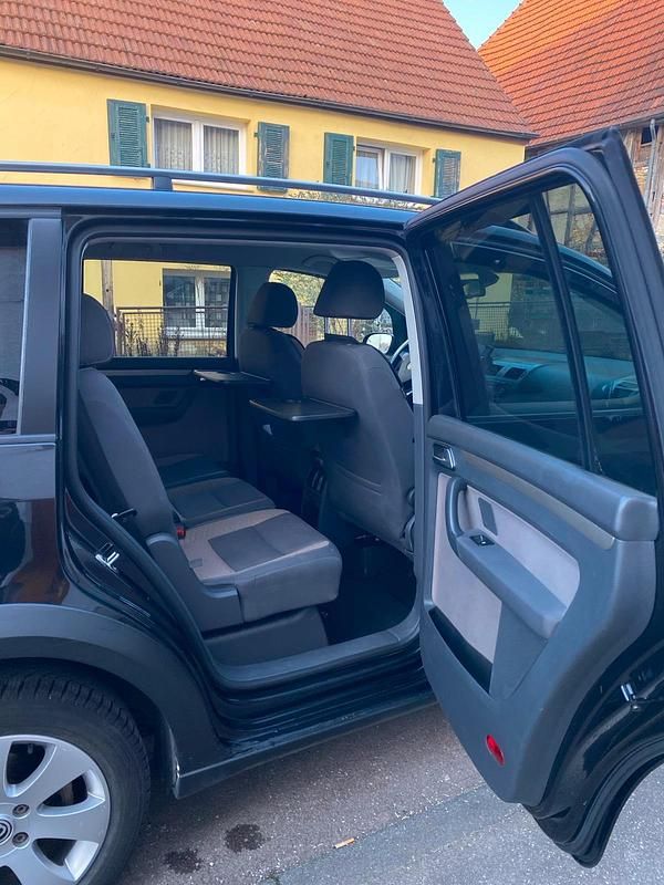 Gebraucht VW Touran Cross 170 PS (125 kW) 2007 Schwarz Van / Kleinbus