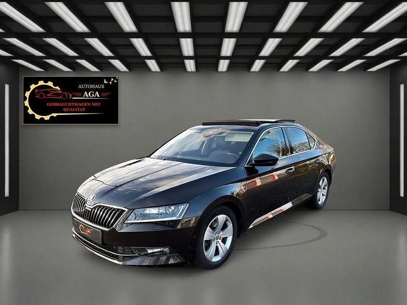 Gebraucht Skoda Superb LAURIN & KLEMENT 190 PS (139 kW) 2016 Braun Limousine