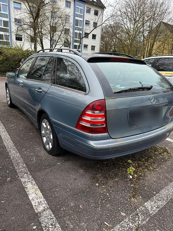 Gebraucht Mercedes C220 150 PS (110 kW) 2004 Kombi