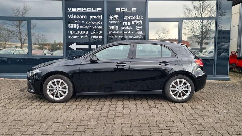 Gebraucht Mercedes A250 218 PS (160 kW) 2021 Schwarz Limousine
