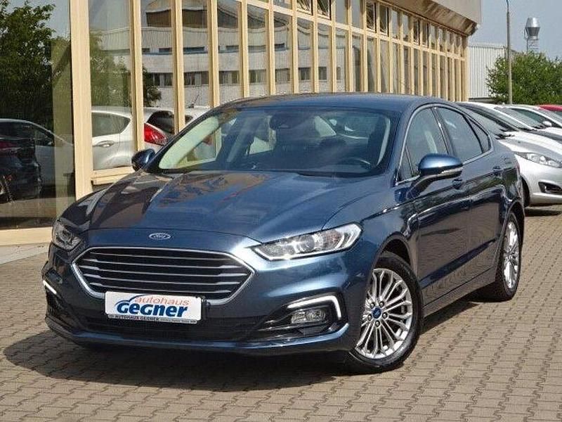 Gebraucht Ford Mondeo Titanium 190 PS (139 kW) 2021 Blau Limousine