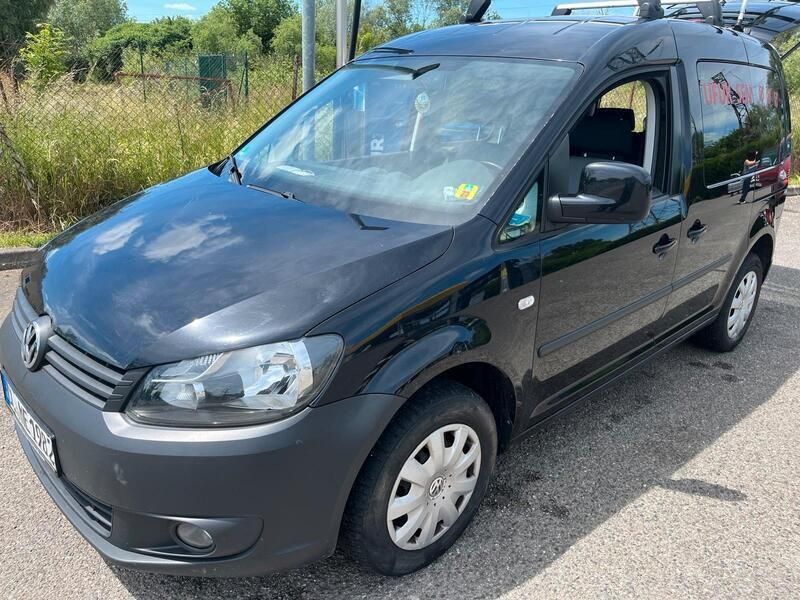 Schwarz Gebraucht 2010 VW Caddy Van / Kleinbus | 4.800 € (Etwas zu teuer) - Bild 1/4