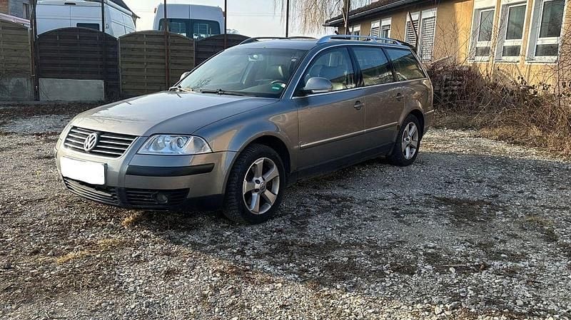 Grau Gebraucht 2004 VW Passat Kombi | 1.880 € (Superpreis) - Bild 1/4