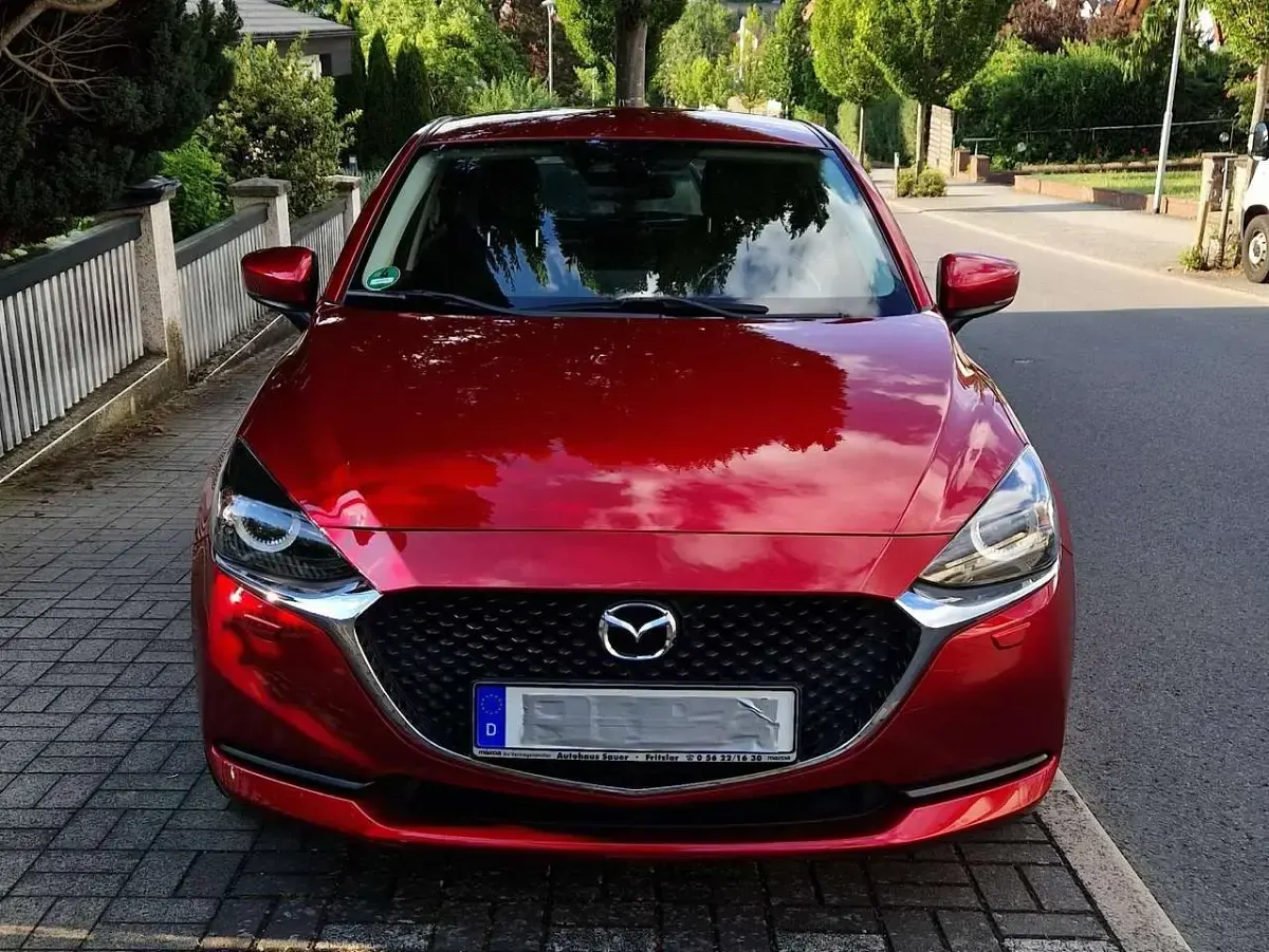 Gebraucht Mazda 2 90 PS (66 kW) 2020 Rot Limousine