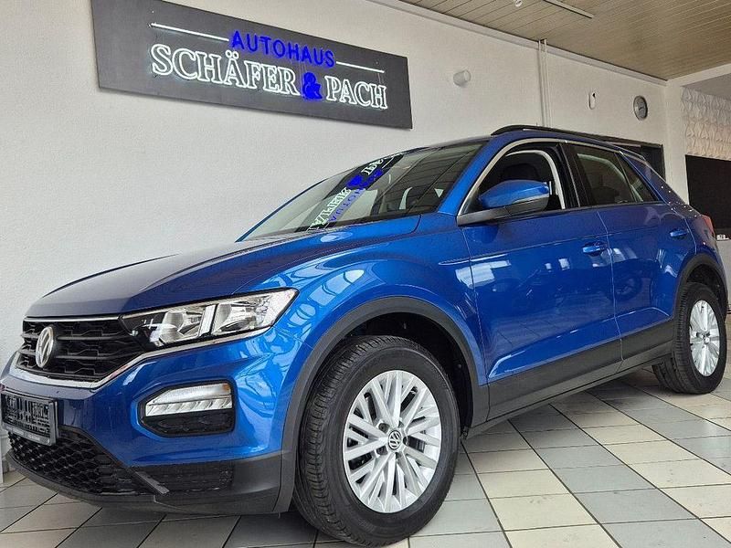 Gebraucht VW T-Roc Basis 116 PS (85 kW) 2019 Blau SUV