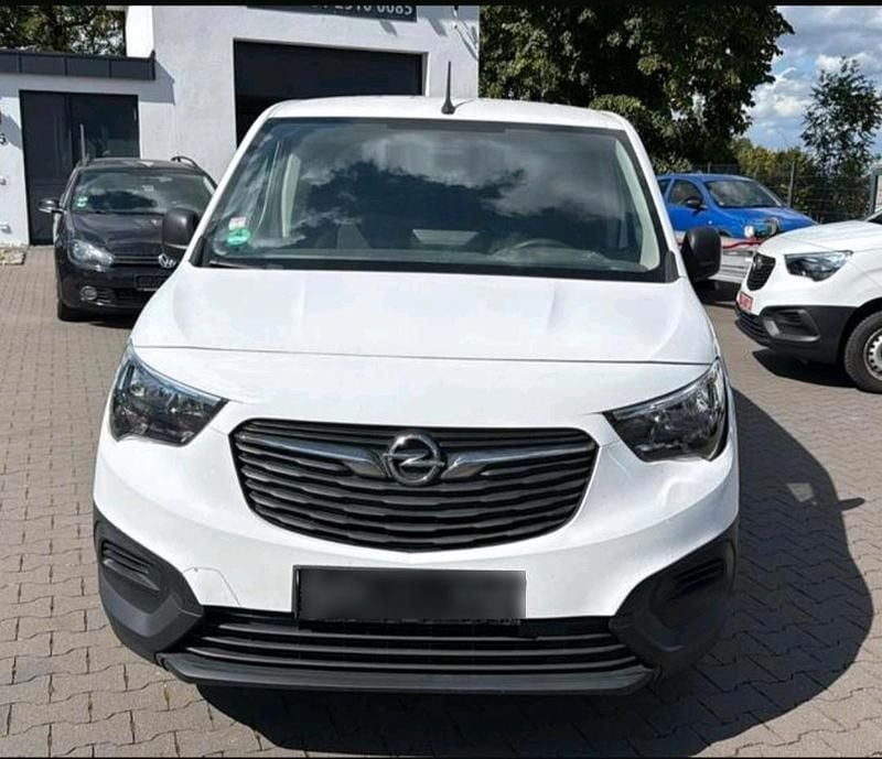 Weiß Gebraucht 2021 Opel Combo Van / Kleinbus | 3.499 € (Superpreis) - Bild 1/4