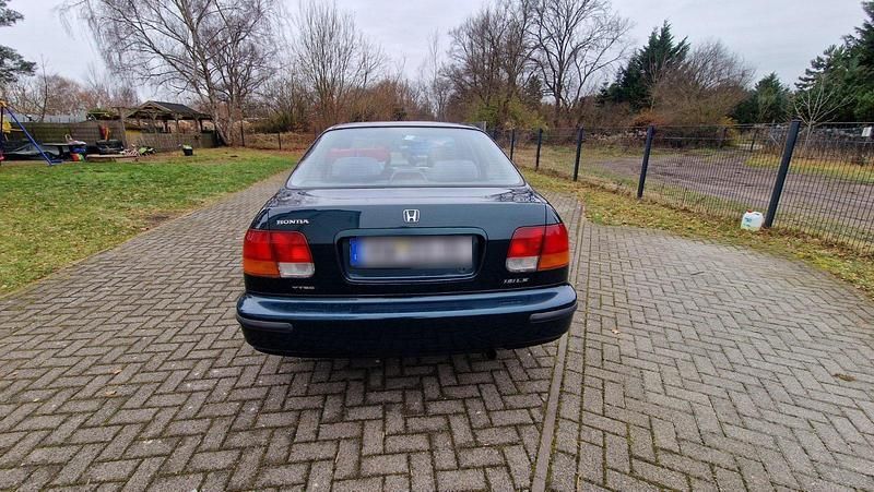 Gebraucht Honda Civic 114 PS (83 kW) 1997 Limousine