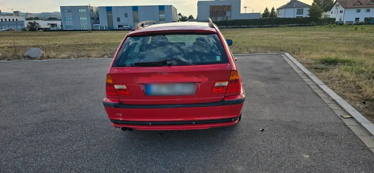 Gebraucht BMW 328 193 PS (141 kW) 2000 Rot Kombi
