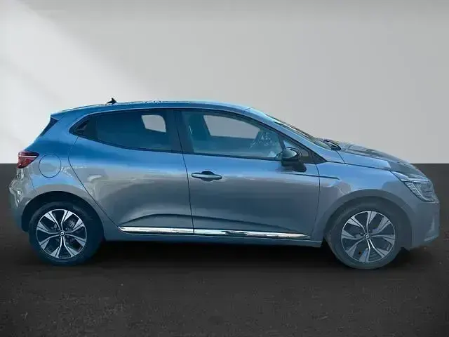 Gebraucht Renault Clio 65 PS (47 kW) 2023 Grau Kleinwagen