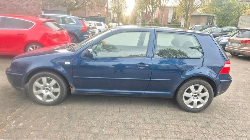 Gebraucht VW Golf IV Pacific 110 PS (80 kW) 2003 Blau Kleinwagen