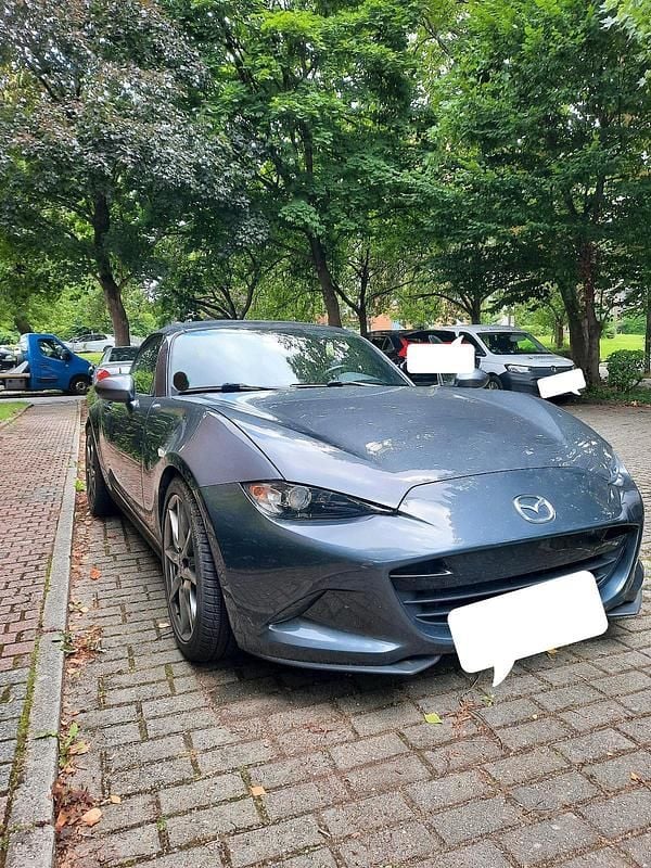 Grau Gebraucht 2016 Mazda MX5 Cabrio | 15.850 € (Guter Preis) - Bild 1/4