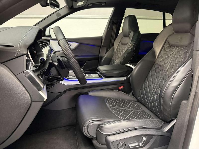 Gebraucht Audi Q8 S-line plus 286 PS (210 kW) 2025 Carraraweiß SUV
