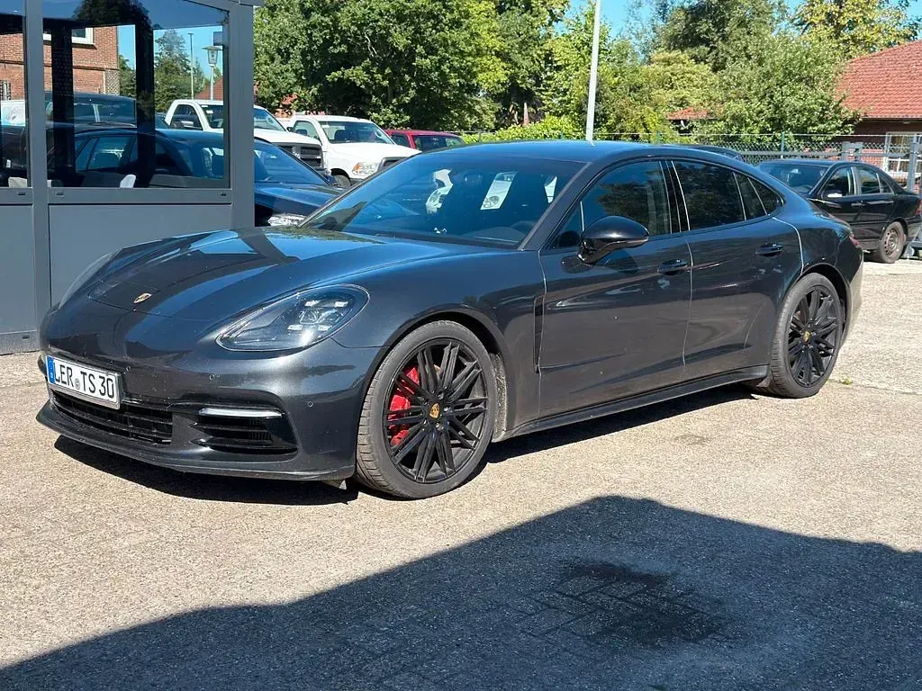 Gebraucht Porsche Panamera 4S 421 PS (309 kW) 2017 Grau Kleinwagen
