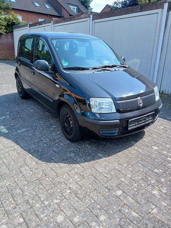 Schwarz Gebraucht 2012 Fiat Panda Kleinwagen | 3.480 € (Superpreis) - Bild 1/4