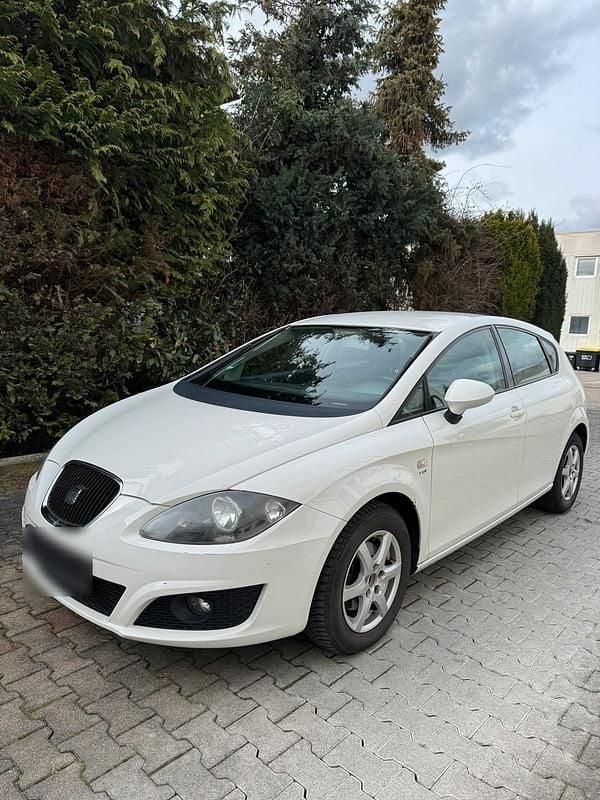 Gebraucht Seat Leon 125 PS (91 kW) 2009 Weiß Kleinwagen