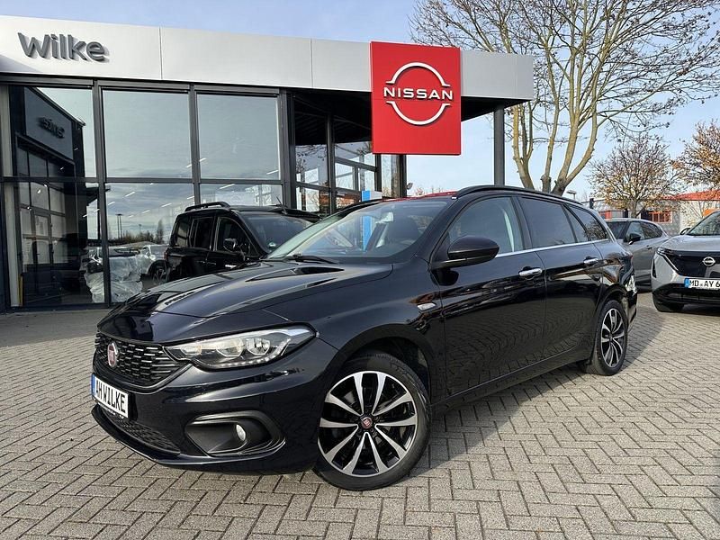 Gold Gebraucht 2018 Fiat Tipo Lounge Kombi | 10.890 € (Fairer Preis) - Bild 1/4