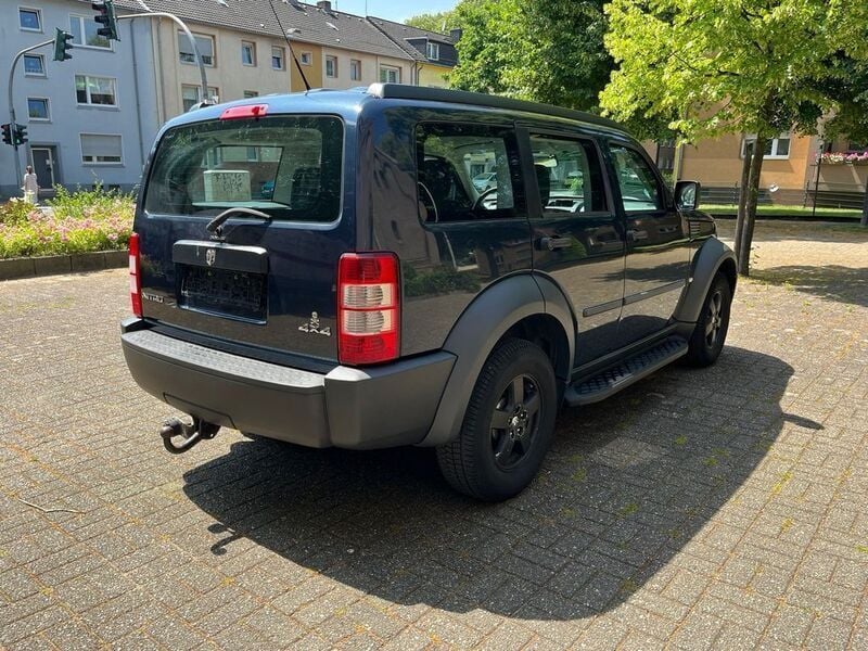 Brugt Dodge Nitro 205 HK (150 kW) 2008 Blå SUV