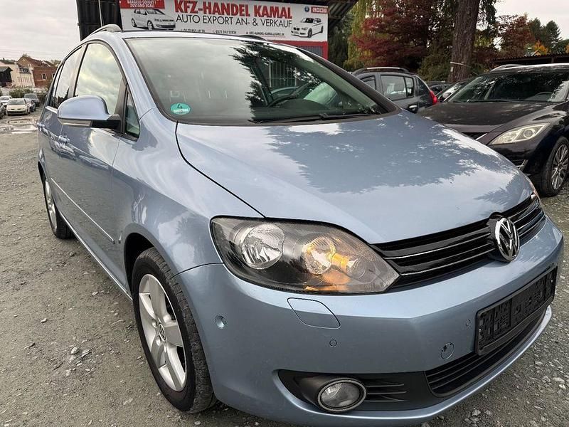 Blau Gebraucht 2011 VW Golf Plus Cross Team Van / Kleinbus | 7.999 € (Etwas zu teuer) - Bild 1/4