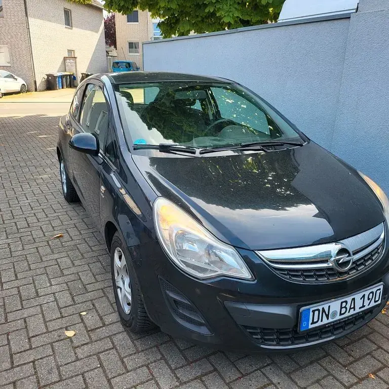 Gebraucht Opel Corsa Active 87 PS (63 kW) 2013 Schwarz Kleinwagen