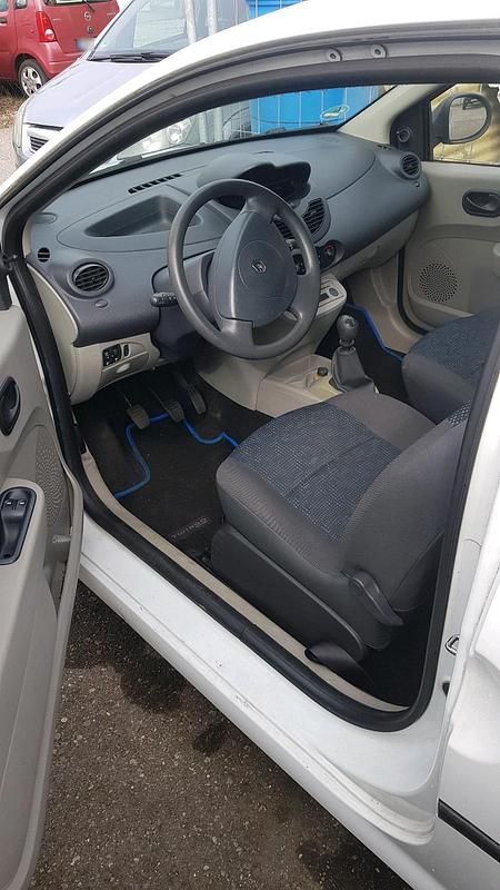 Second-hand Renault Twingo 2008 Alb Hatchback
