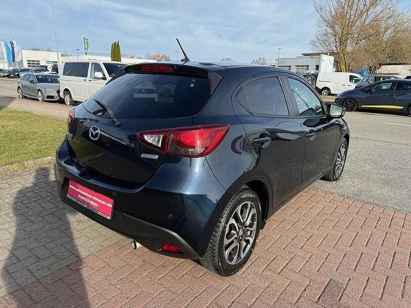 Gebraucht Mazda 2 Nakama 90 PS (66 kW) 2016 Blau Kleinwagen