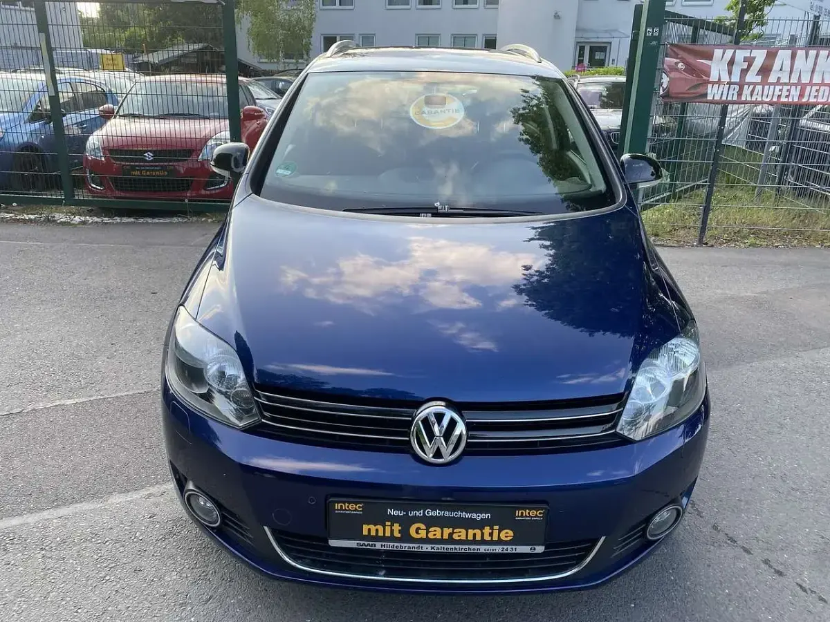 Gebraucht VW Golf VI Style 105 PS (77 kW) 2011 Shadow blue metallic Kleinwagen