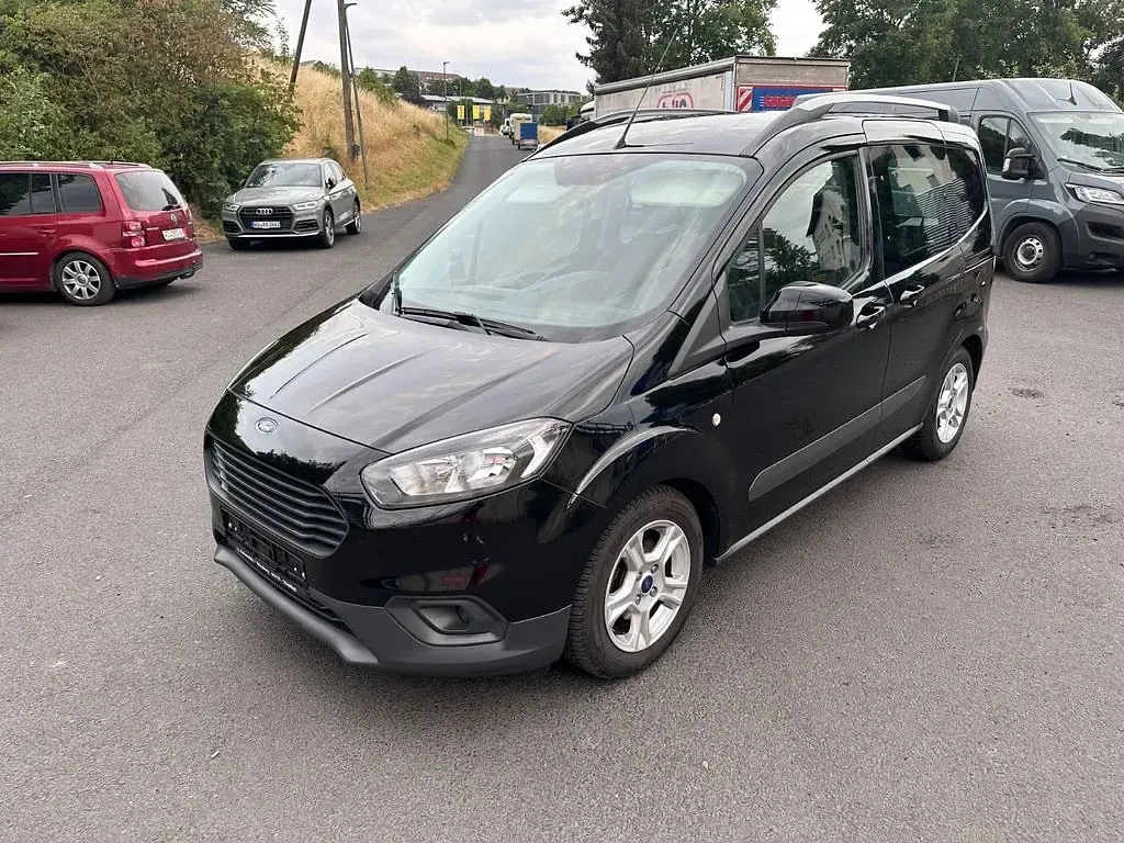Gebraucht Ford Transit 101 PS (74 kW) 2019 Schwarz Limousine