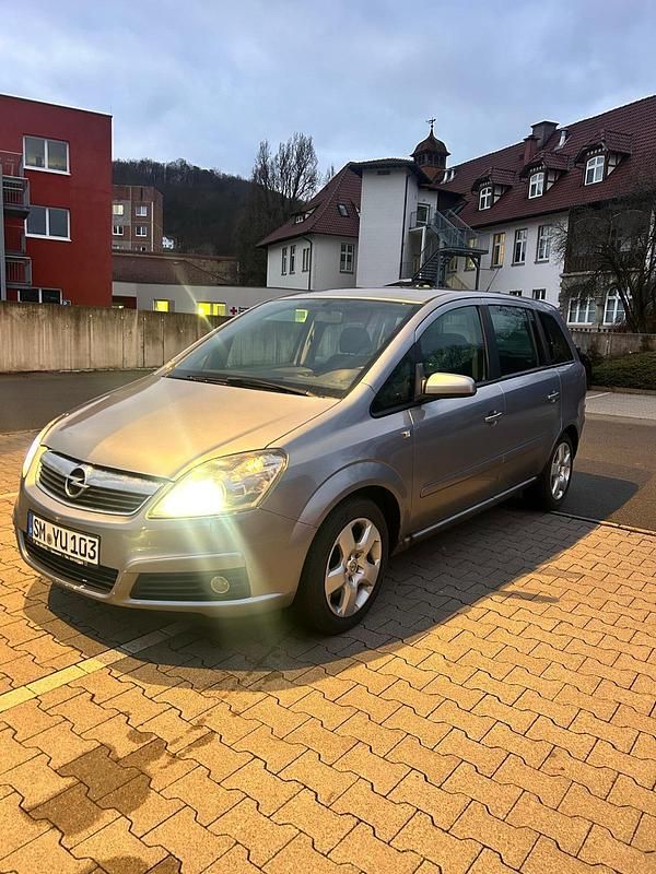 Gebraucht Opel Zafira 143 PS (105 kW) 2007 Silber Van / Kleinbus