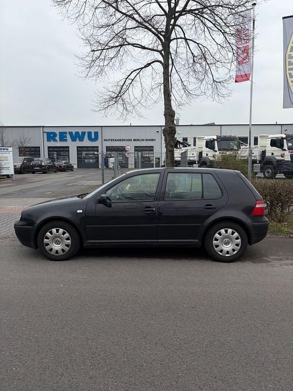 Gebraucht VW Golf IV 101 PS (74 kW) 2002 Schwarz Limousine