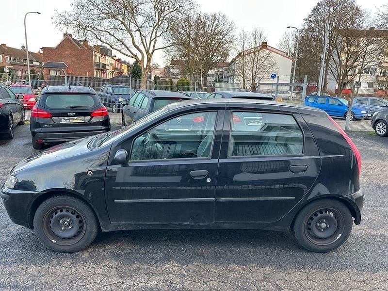 Gebraucht Fiat Punto 60 PS (44 kW) 2002 Schwarz Limousine