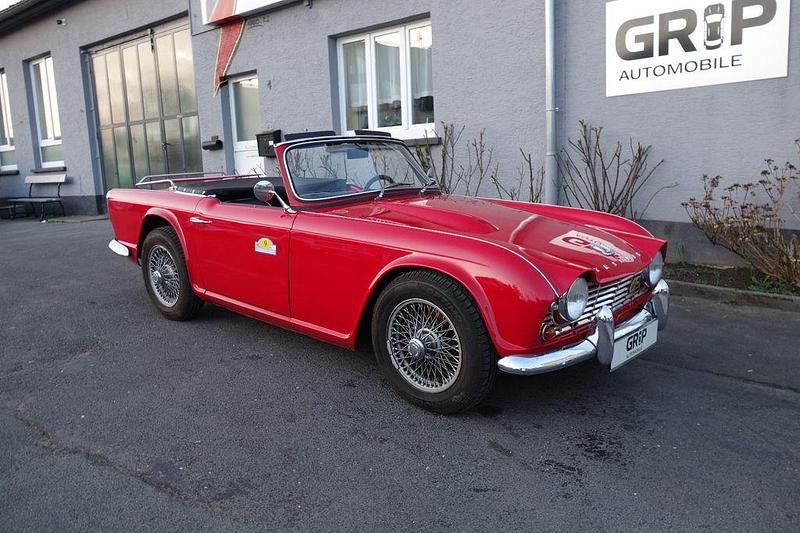 Gebraucht Triumph TR4 101 PS (74 kW) 1963 Rot Cabrio