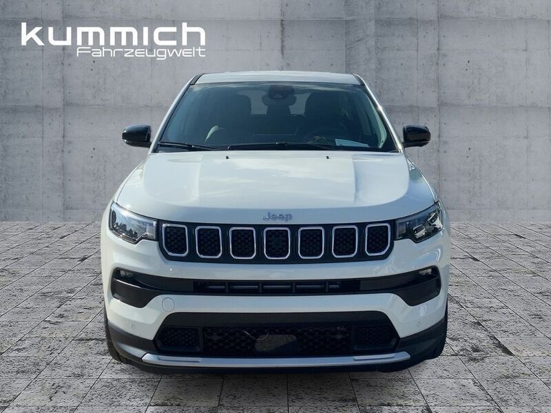 Neu Jeep Compass Altitude 131 PS (96 kW) 2025 Weiß SUV