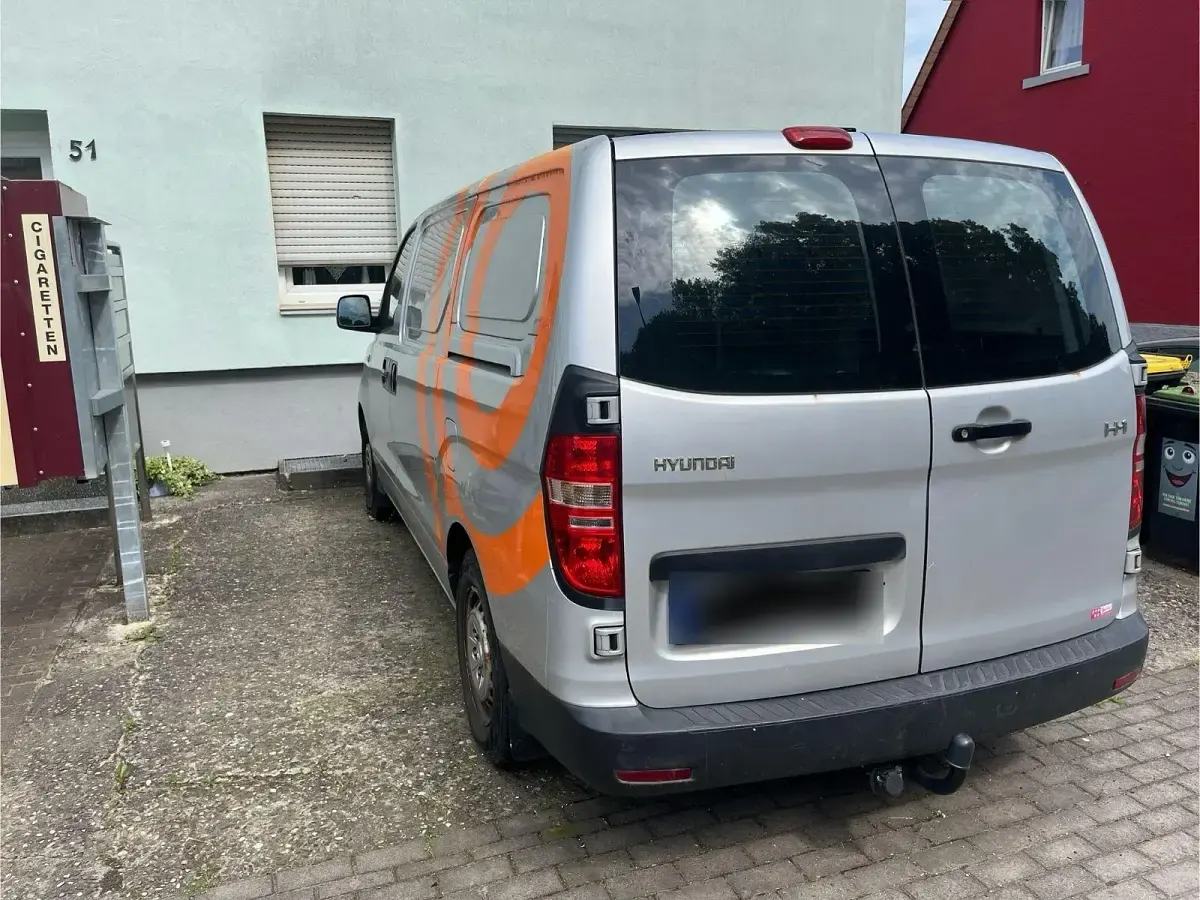Gebraucht Hyundai H-1 170 PS (125 kW) 2010 Violet Van / Kleinbus