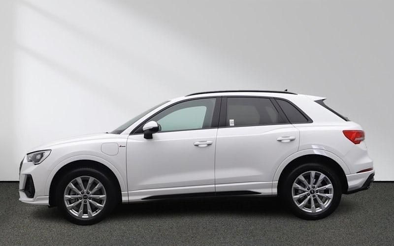Gebraucht Audi Q3 Ambiente 245 PS (180 kW) 2022 Ibisweiß SUV