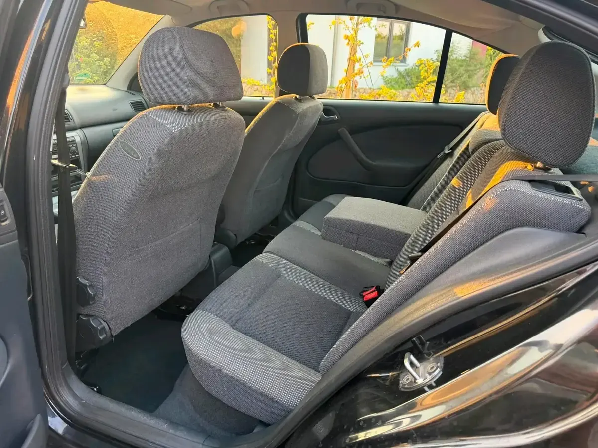 Gebraucht Skoda Octavia 115 PS (84 kW) 2004 Schwarz Limousine