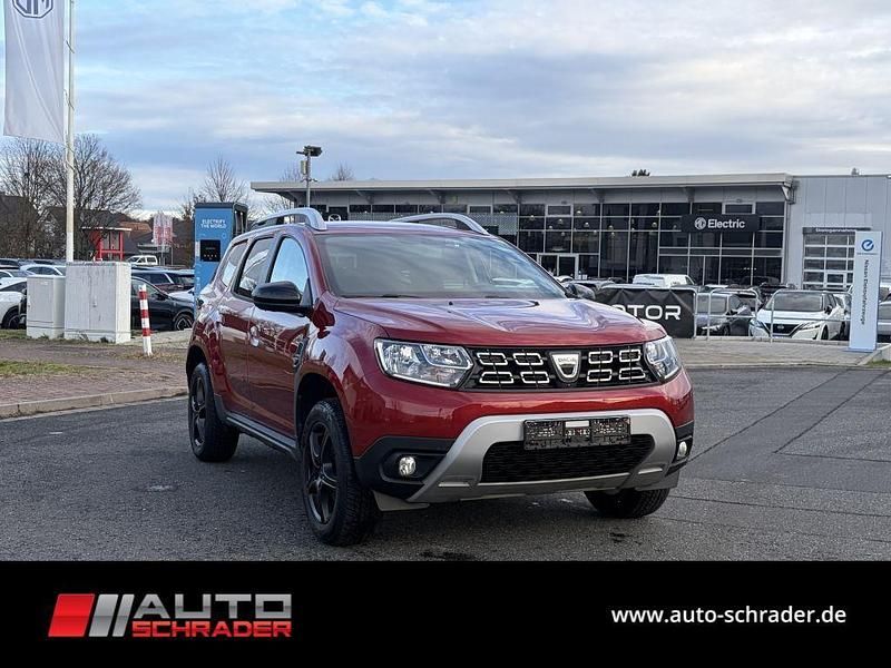 Gebraucht Dacia Duster Celebration 101 PS (74 kW) 2021 Rot SUV